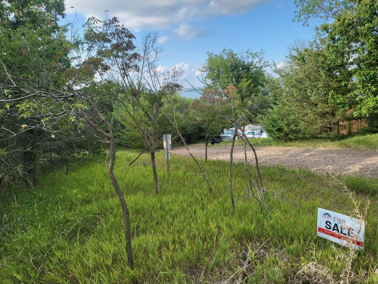 Lot 40 in Block 1 of Devils Nest, Knox County, Nebraska Cabin Realty